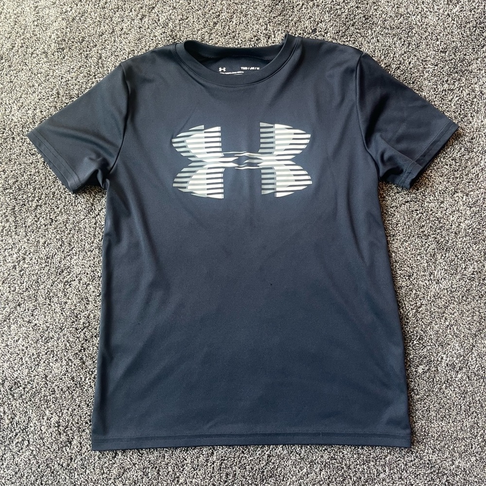 Under Armour HeatGear Black Shirt